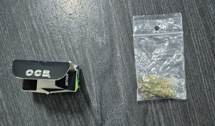 Un tânăr de 28 de ani a fost depistat cu substanțe interzise asupra sa, într-o sală de jocuri din Constanța