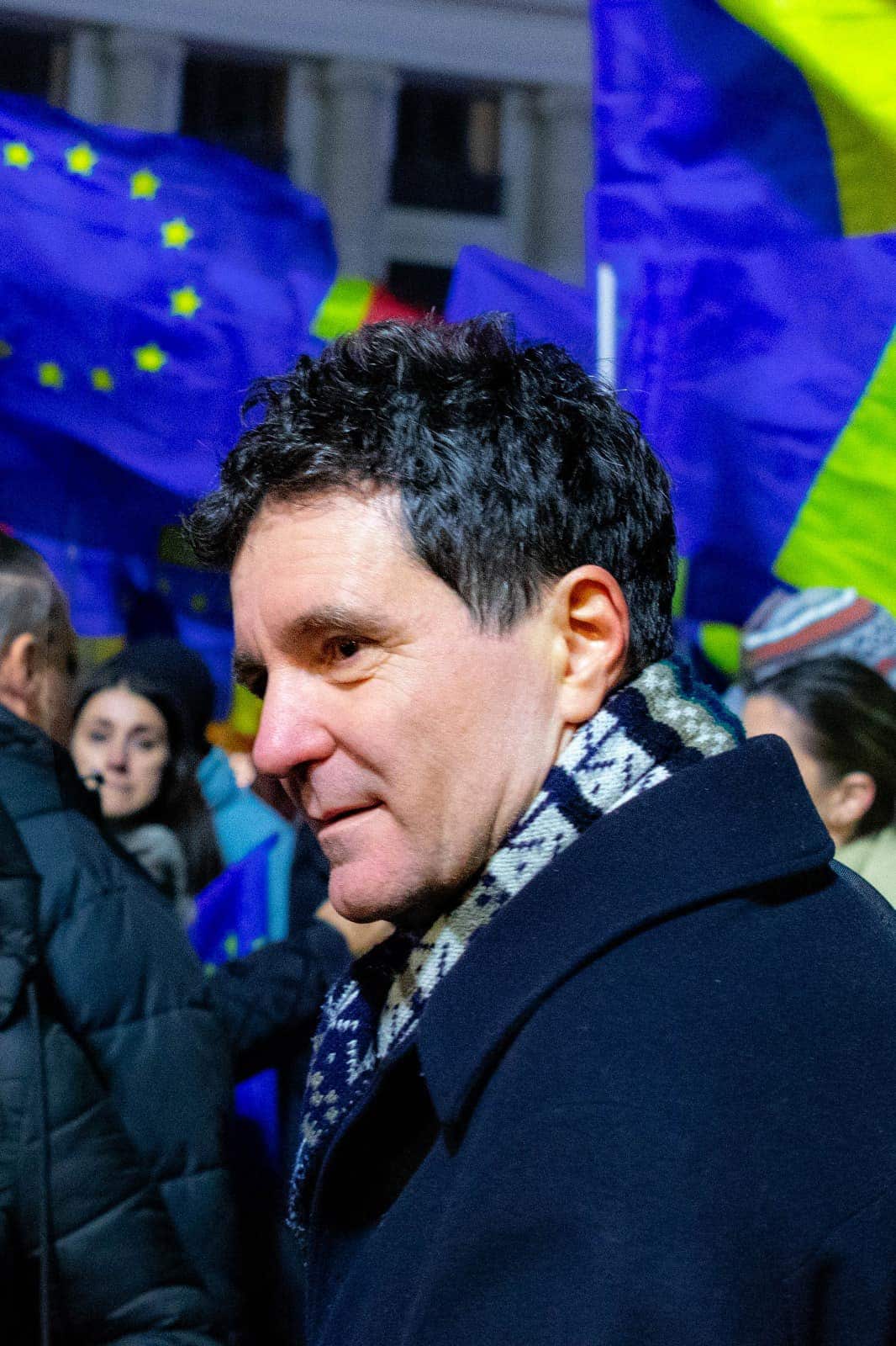 Confruntarea candidaturilor – Nicușor Dan critică decizia lui Crin Antonescu: „E nerezonabil să ceri validarea în timpul sărbătorilor”