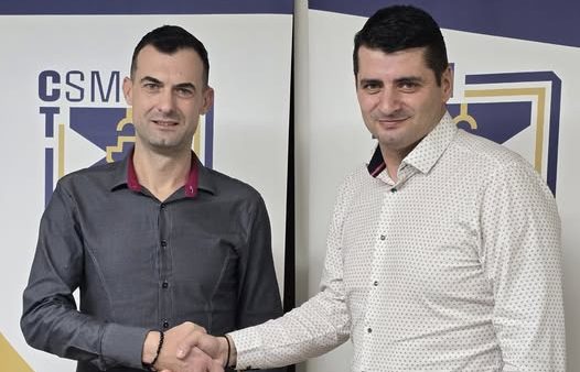 Ochiuleț rezolvă amiabil litigiul cu Laurențiu Toma