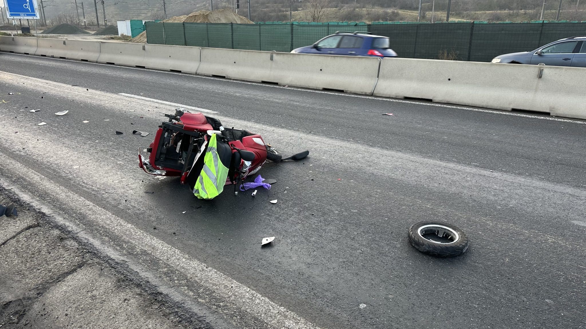 UPDATE. FOTO/VIDEO: Accident rutier la ieșire din Valu lui Traian: un biciclist a murit