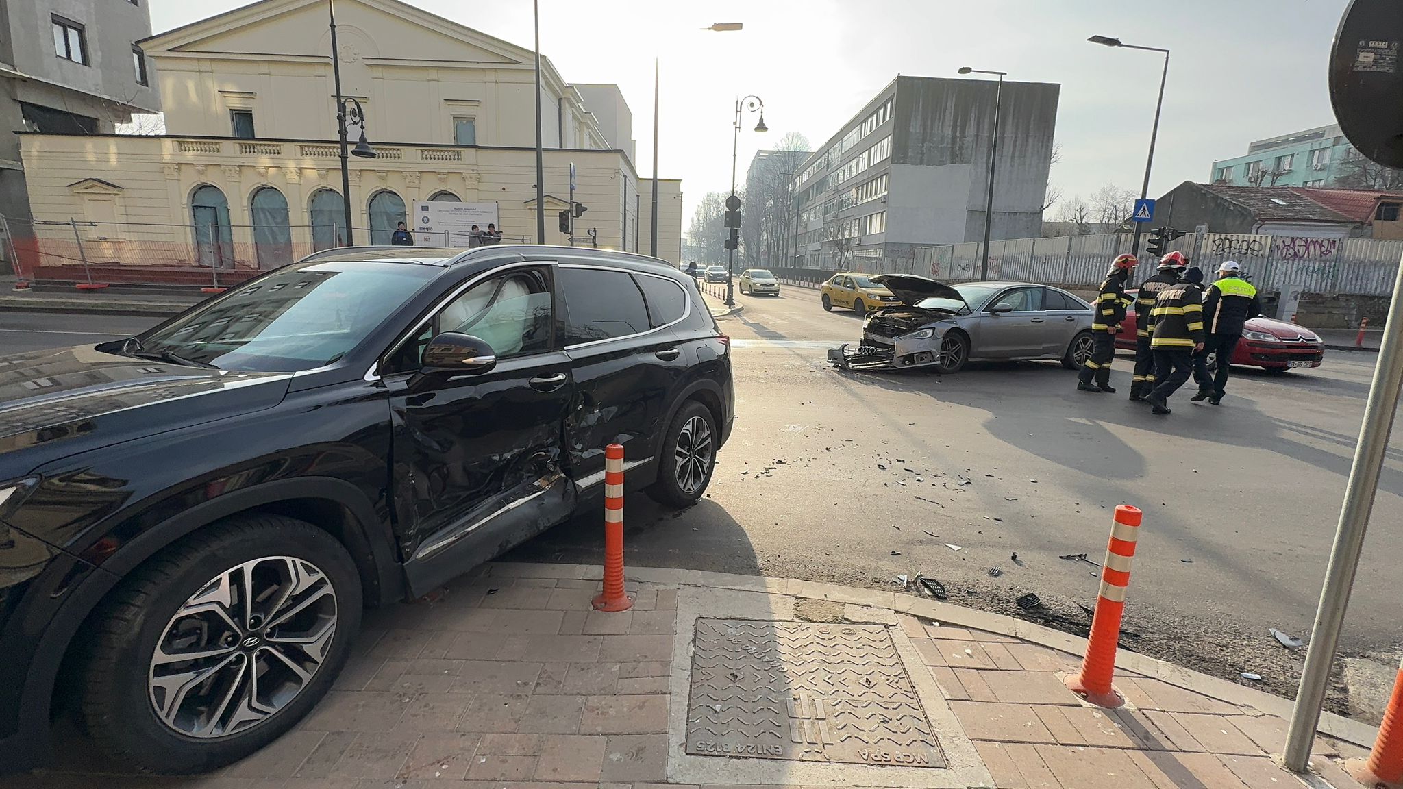 Accident rutier la intersecția bulevardului Ferdinand cu strada Mihai Viteazu