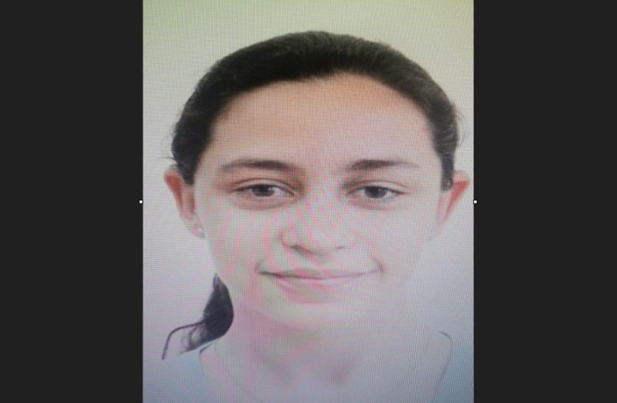 O minoră de 15 ani a plecat dintr-un centru de plasament din Constanța. Dacă o vedeți, sunați la 112