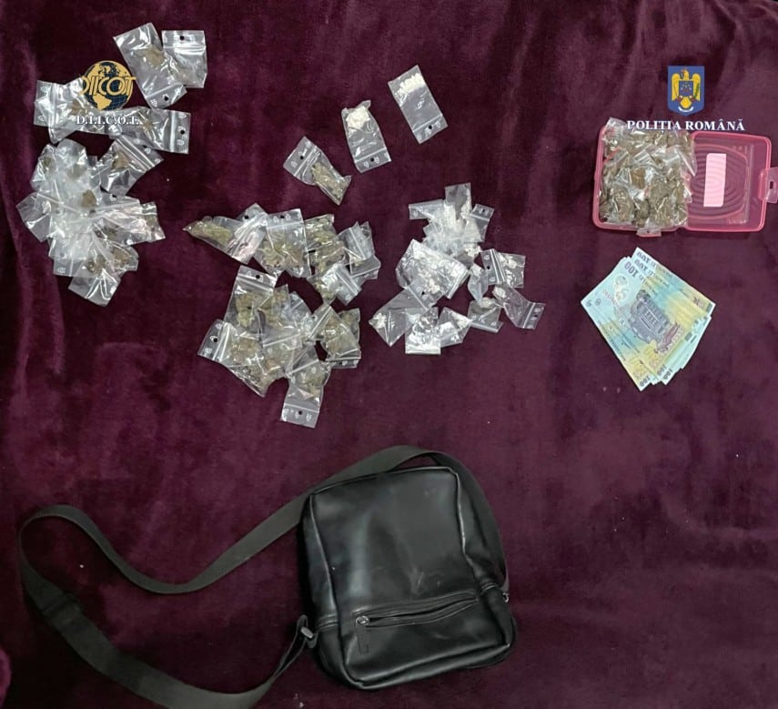 FOTO: Un dealer de droguri din Constanța a fost reținut. Iată ce au descoperit polițiștii