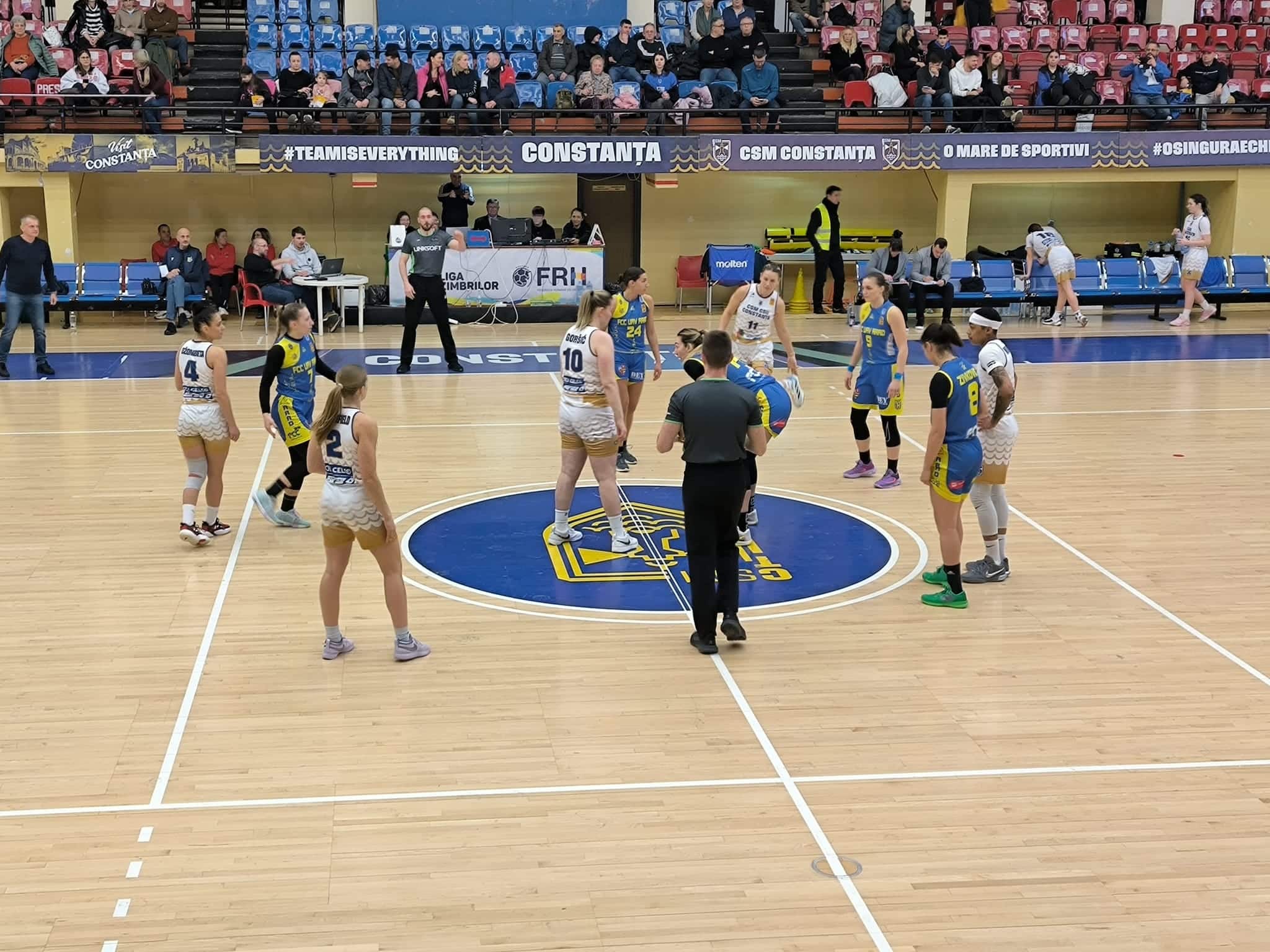 CSM Constanța pierde cu Arad și va întâlni Rapid în play-off