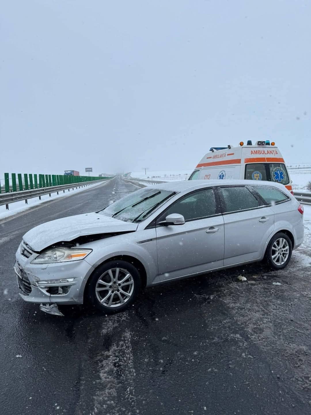 FOTO: Accident rutier pe Autostrada A2, sensul spre mare