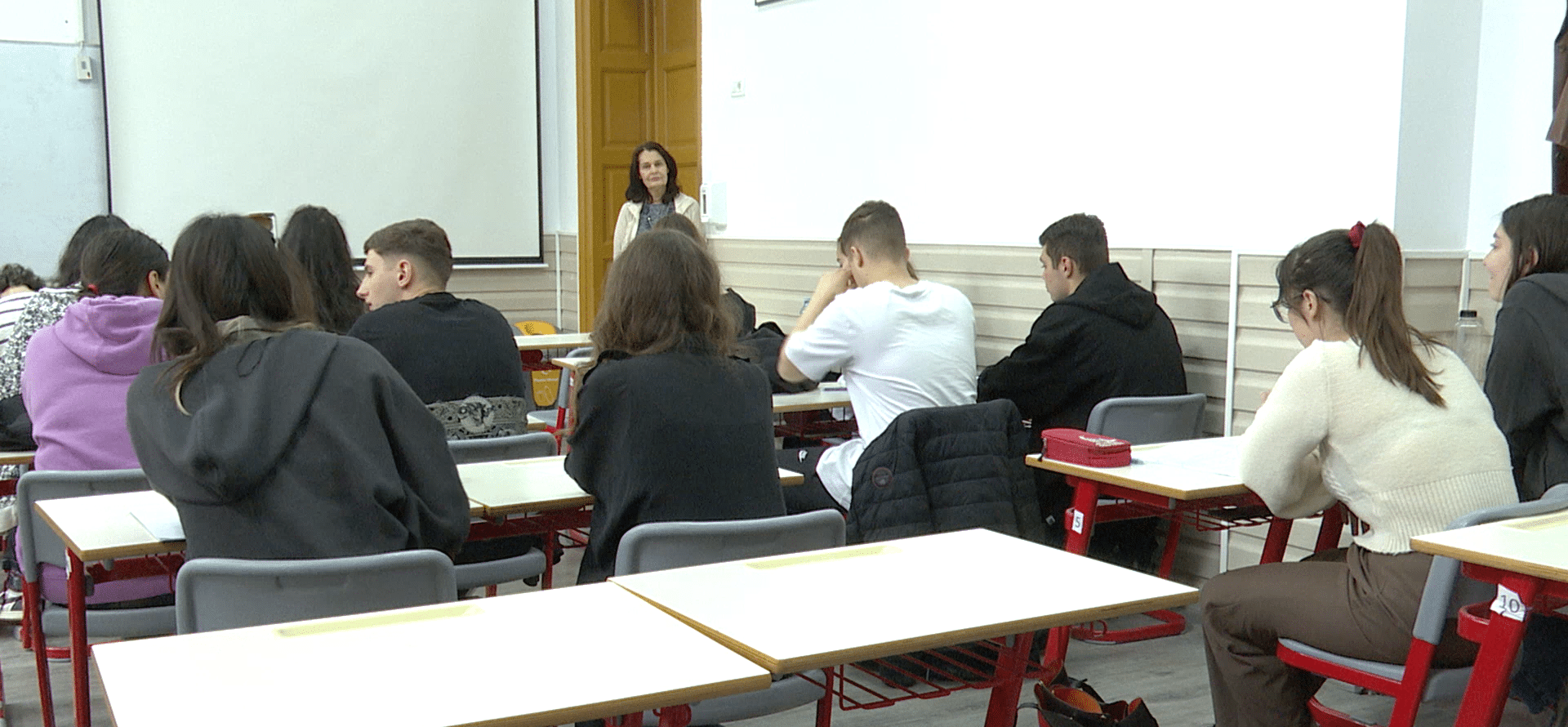 O treime dintre elevi, analfabeți numeric