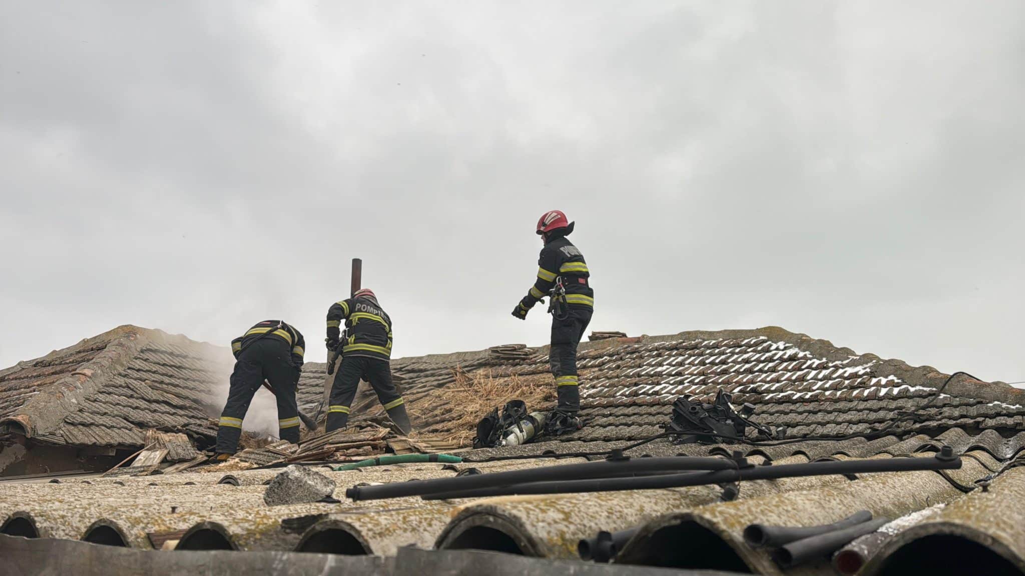 Tulcea: Incendiu la o casă din localitatea Izvoarele