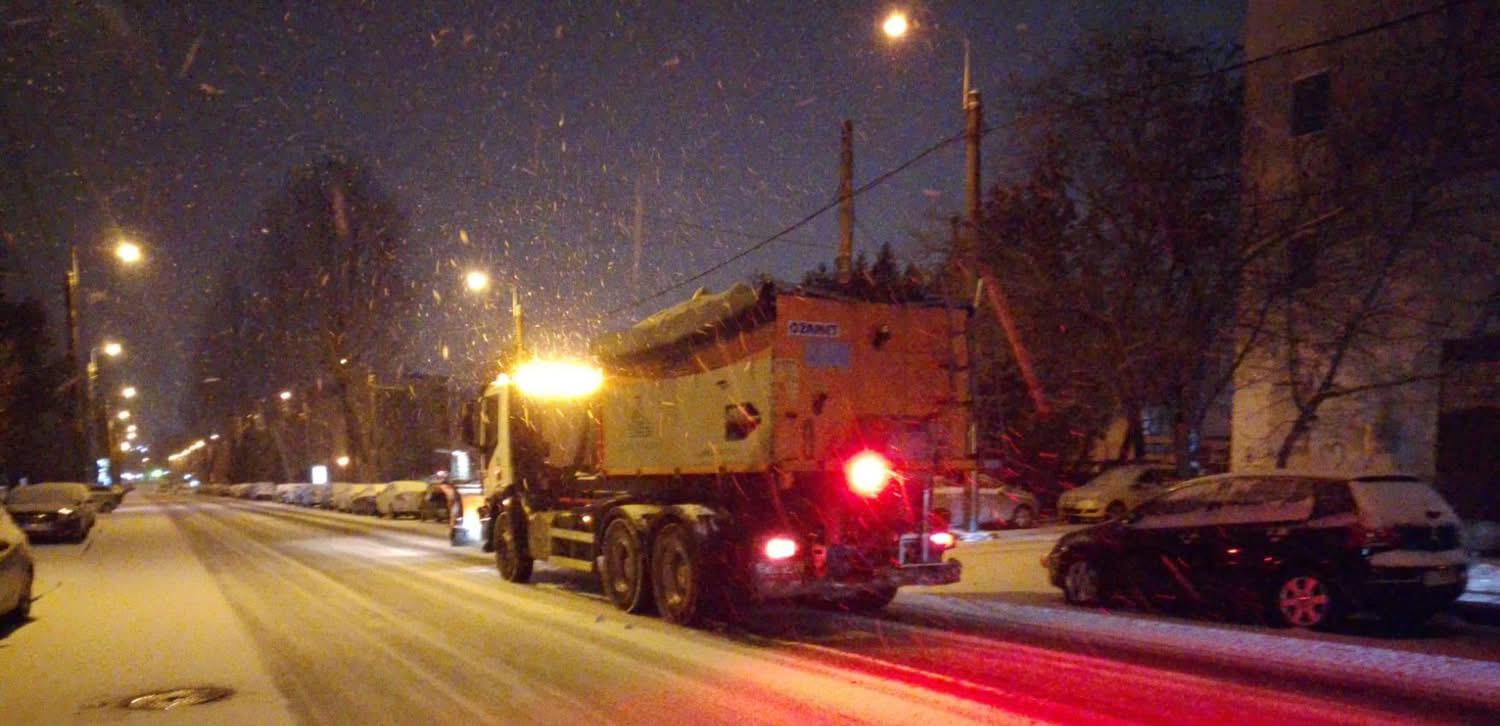 FOTO: Cum se circulă în municipiul Constanța. Zeci de utilaje și angajați au intervenit prompt