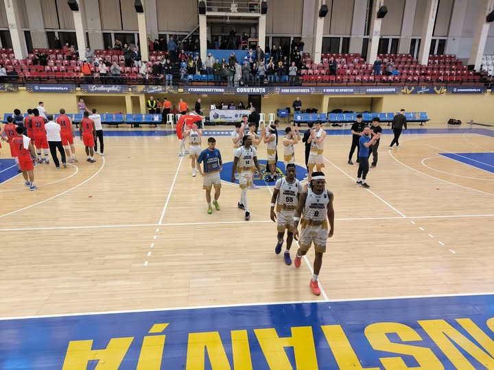 Baschet: CSM Constanța, învinsă de CSO Voluntari