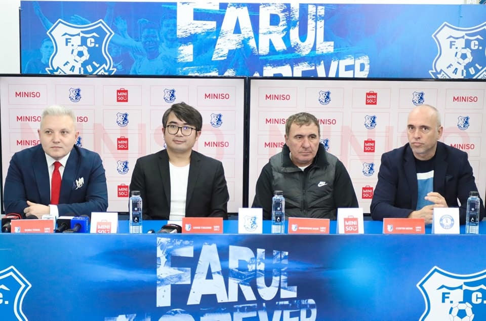 Farul Constanța și Miniso au semnat un parteneriat strategic pentru dezvoltarea fotbalului juvenil
