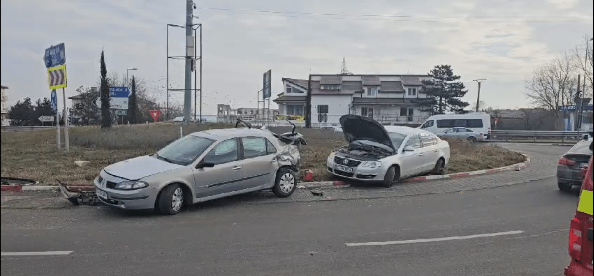 FOTO/VIDEO: Accident grav la ieșirea de pe A4, în Ovidiu! Un camion scăpat de sub control a lovit trei mașini