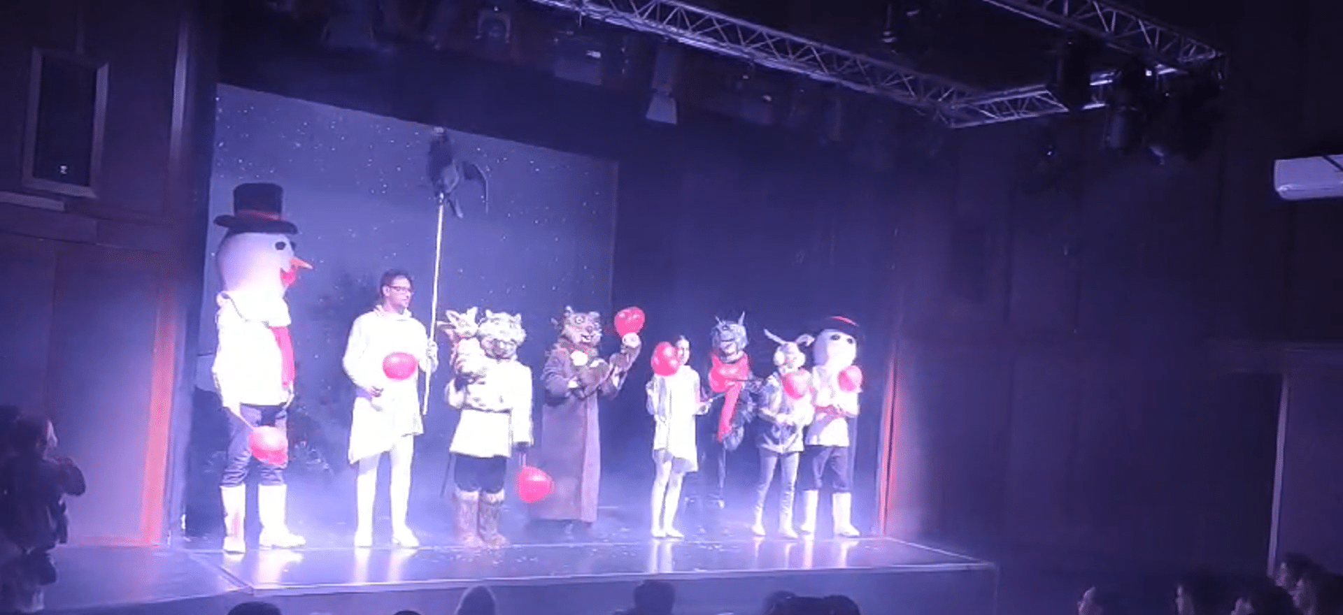 Premiera spectacolului ”Omul de Zăpadă” la Teatrul pentru Copii din Constanța
