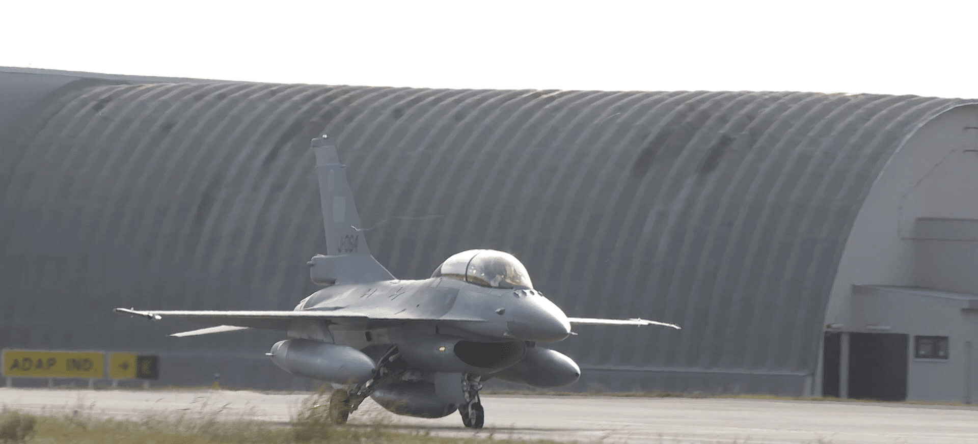 F-16 în acțiune: Ce trebuie să știi despre antrenamentele cu avioanele de luptă