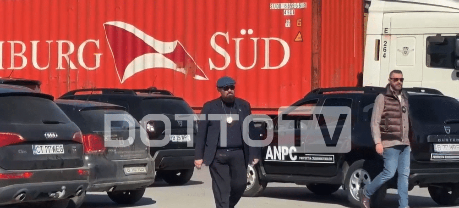 VIDEO: Descinderi ANPC în Portul Constanța. Containere și TIR-uri cu marfă din China, verificate la sânge