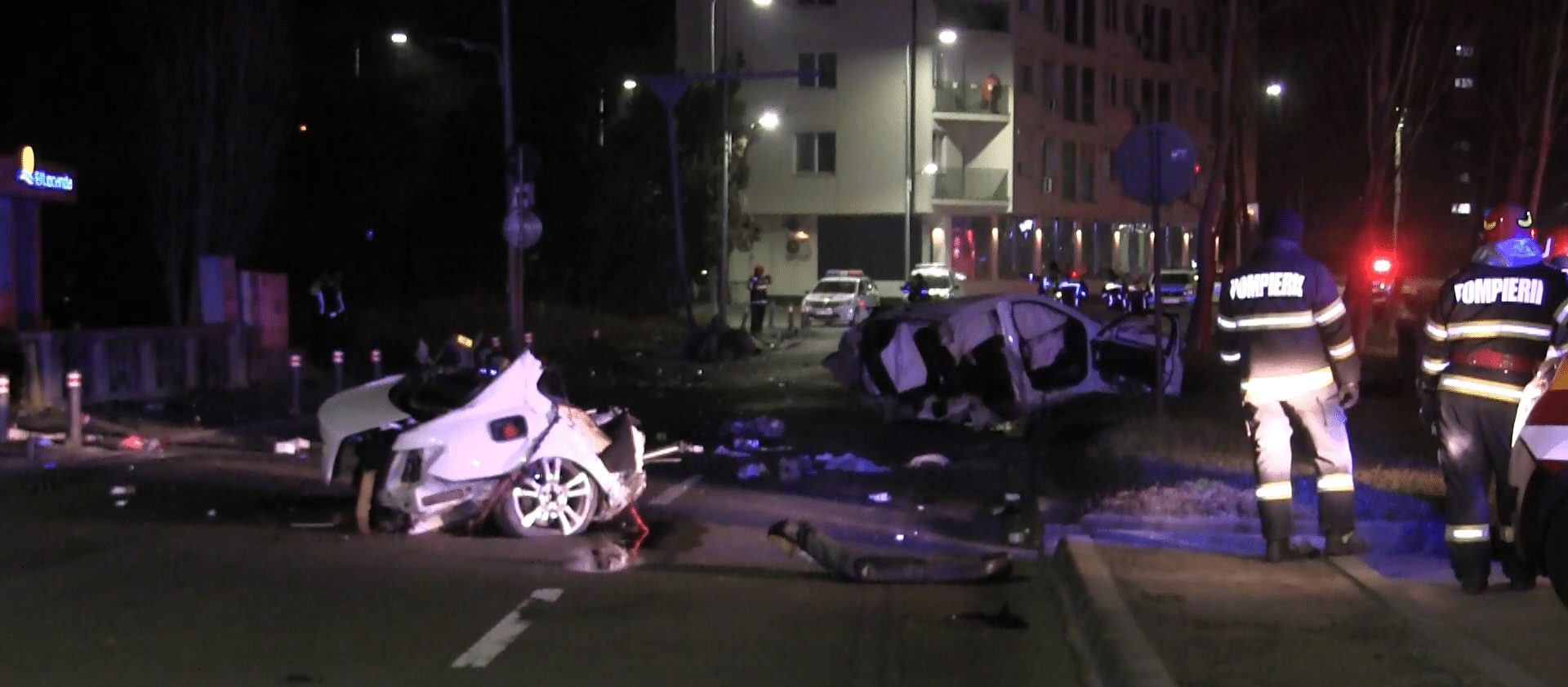 Accident teribil în Mamaia: O persoană a murit, alte trei rănite și o mașină ruptă în două