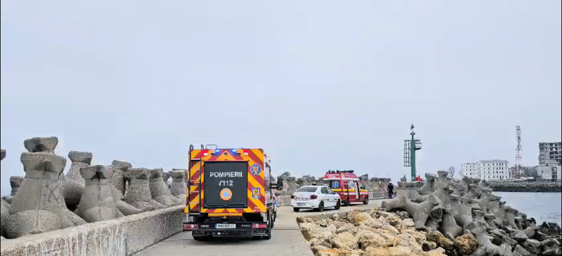 VIDEO: Alertă în Portul Tomis! O persoană încearcă să se sinucidă