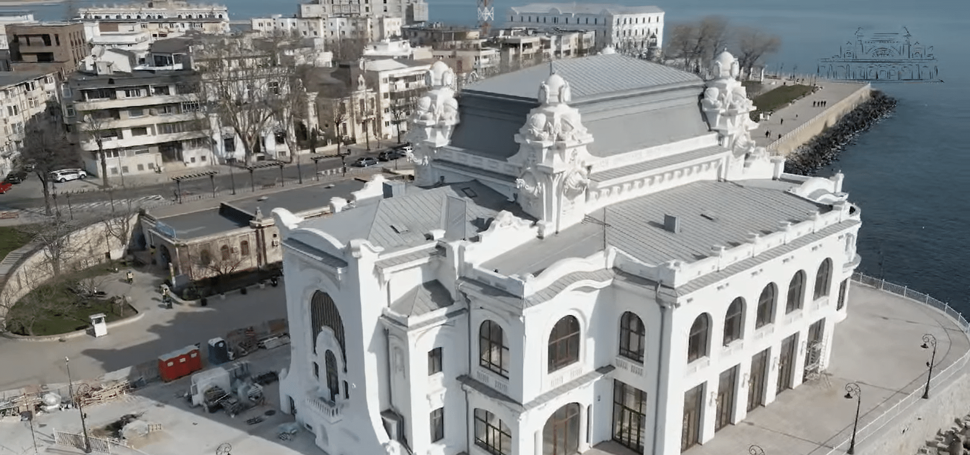 Cazinoul, înainte și după renovare