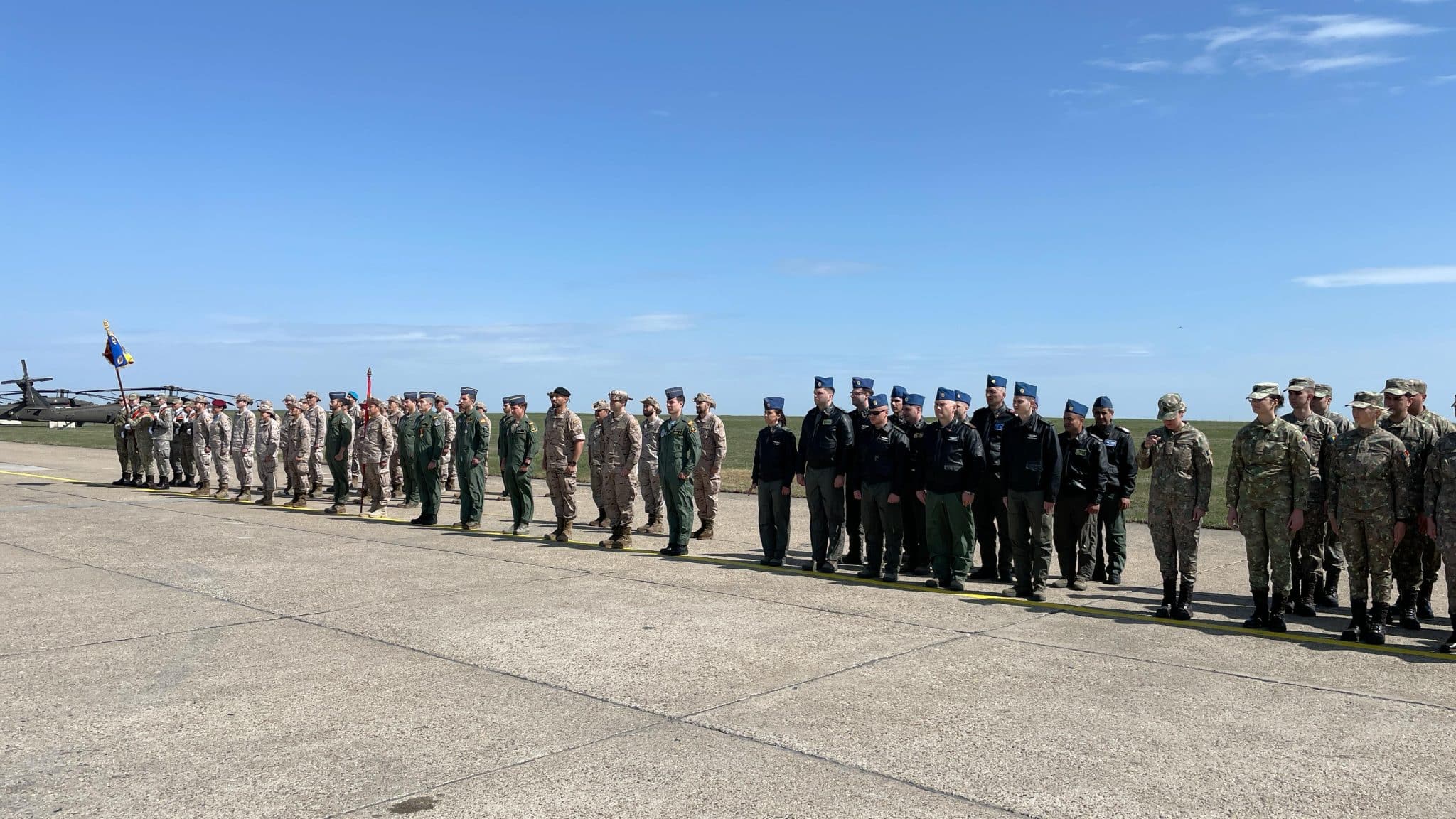 Schimb de echipaje NATO la Mihail Kogălniceanu. Cerul României rămâne sub protecția militarilor italieni