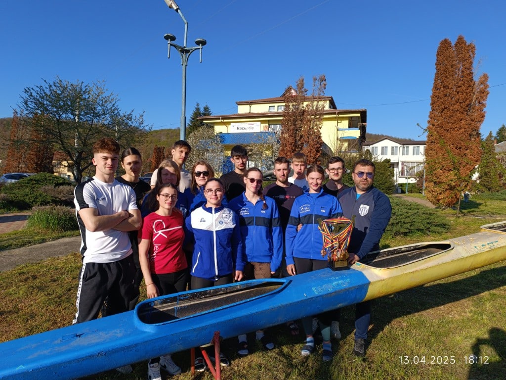 CS Farul Constanța, lider național la kaiac-canoe