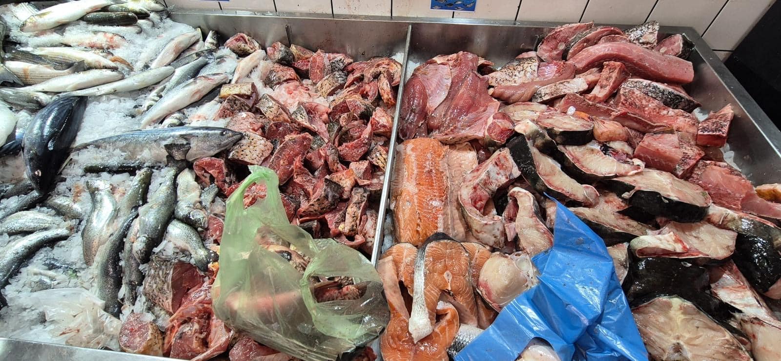 Comerț ilegal cu pește, în vizorul poliției: 81 kg fără acte, confiscate la Constanța