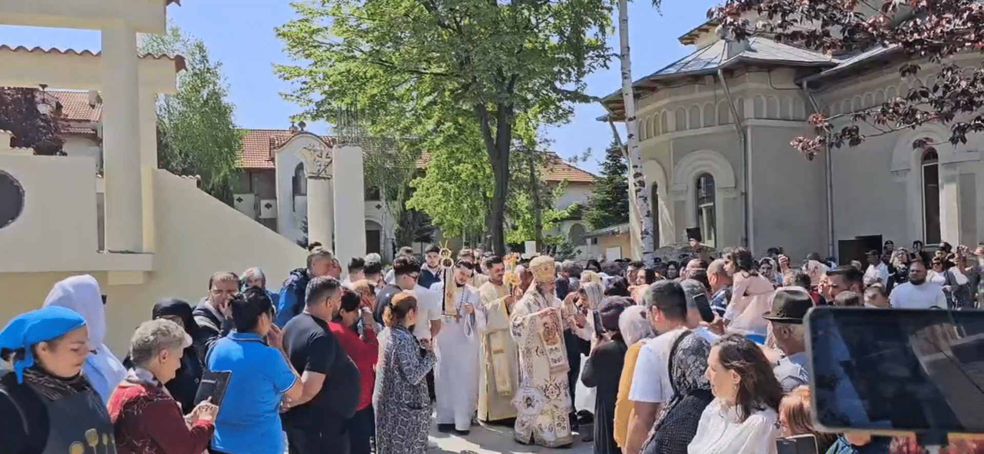 Mănăstirea Dervent, loc de pelerinaj pentru credincioși de Izvorul Tămăduirii