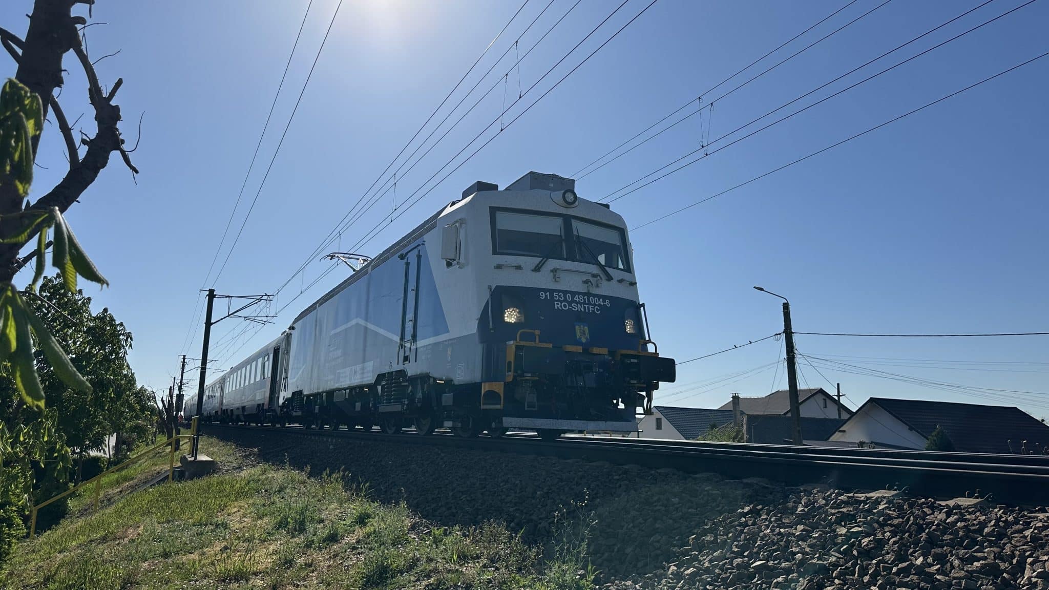 FOTO/VIDEO: Accident feroviar în Valu lui Traian. O femeie a decedat după ce a fost lovita de tren