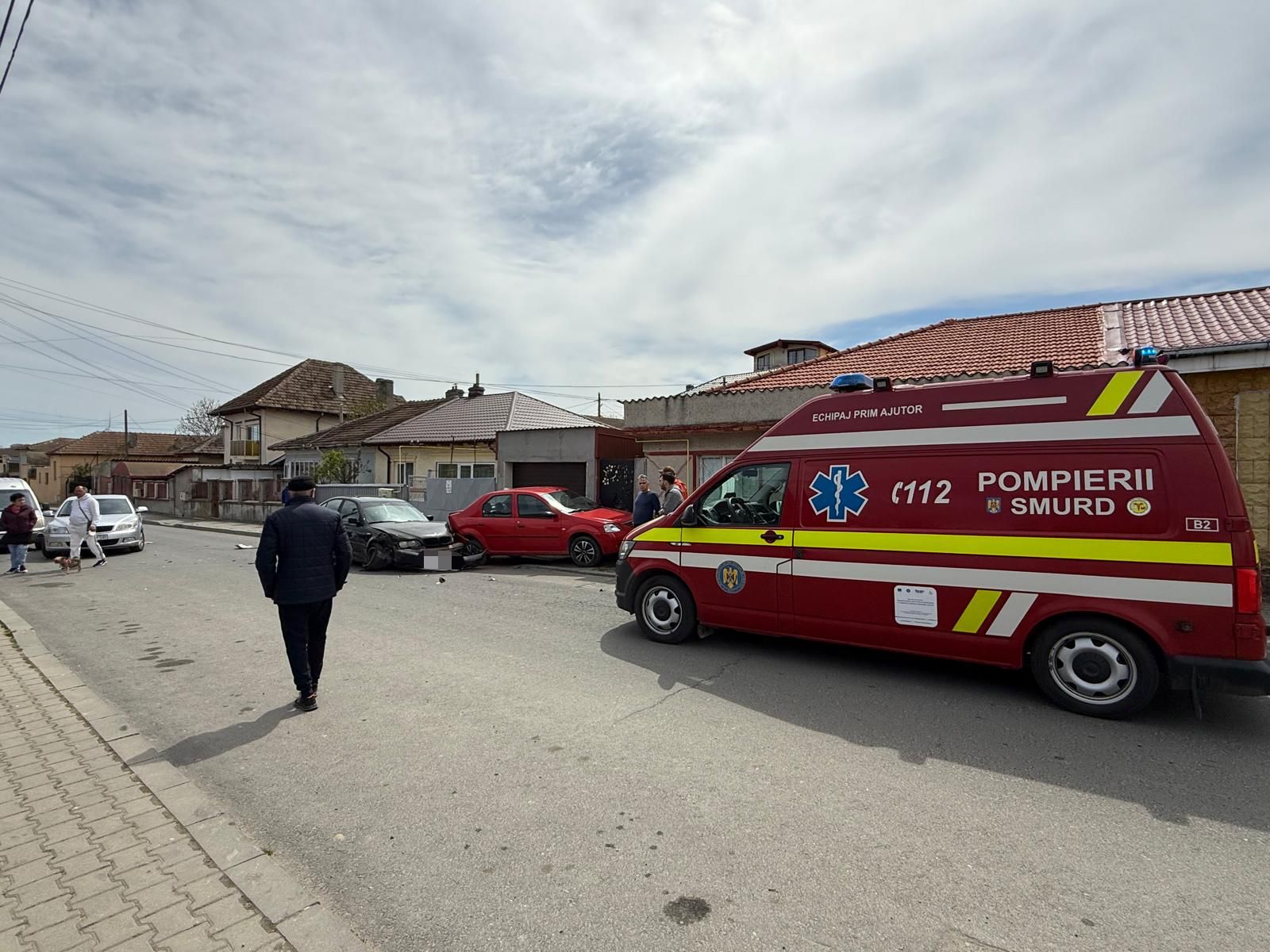 FOTO. Accident rutier în Medgidia: o femeie a fost transportată la spital