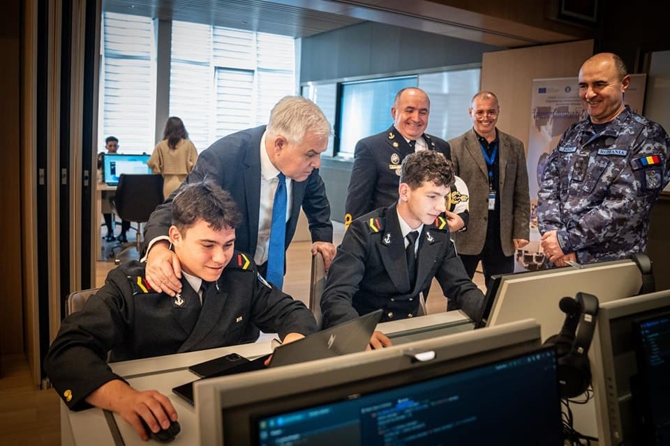 Ministrul Apărării, Angel Tîlvăr, în vizită la Academia Navală „Mircea cel Bătrân“ Constanța