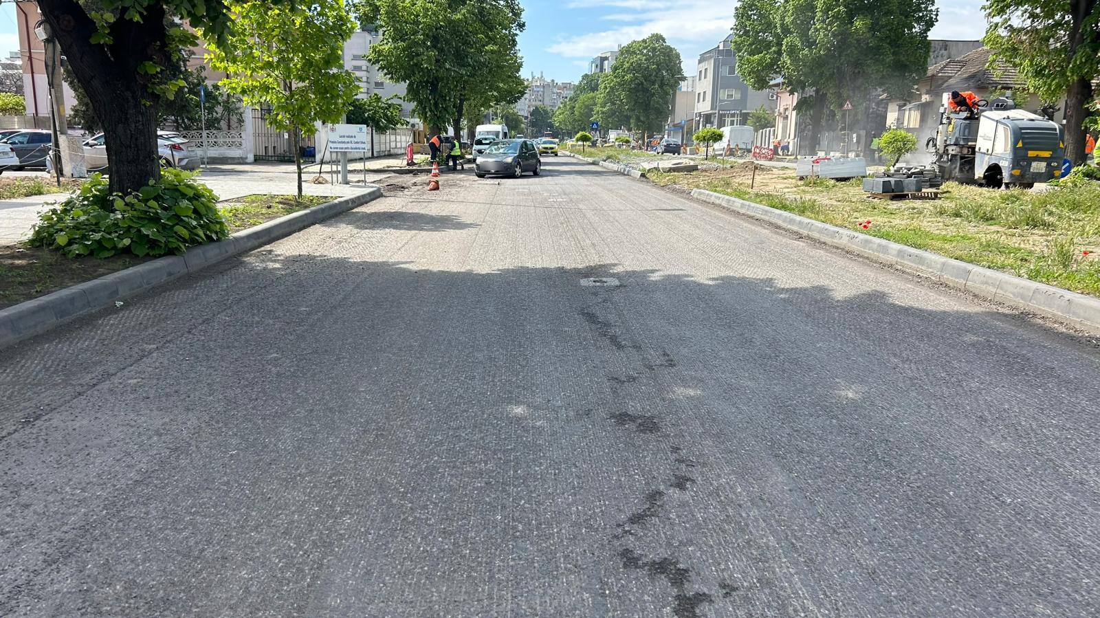 Lucrări de asfaltare pe bulevardul Mamaia. Se vor institui restricții de trafic rutier