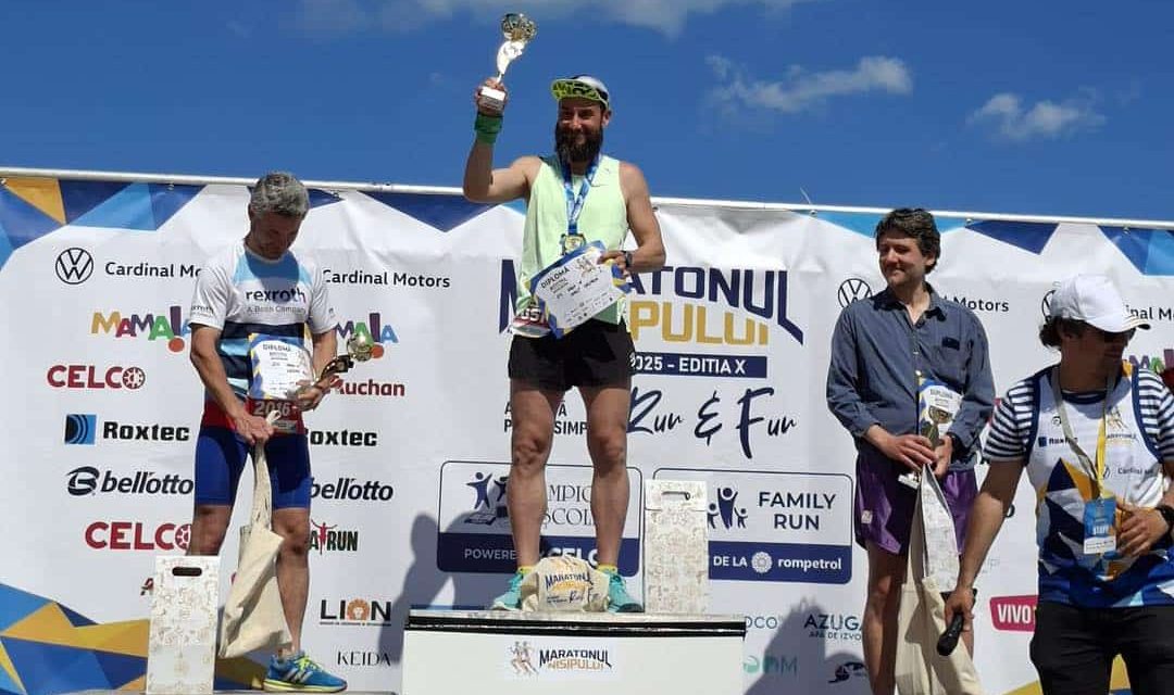 Cristea Ionuț, aur la Maratonul Nisipului! Sportivul din Medgidia a câștigat proba de 21 km