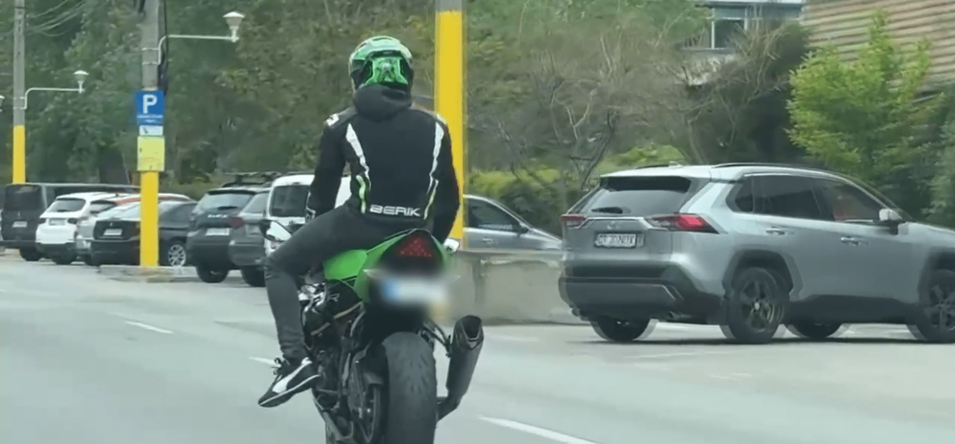 Cascadorie în trafic, amendă simbolică: 404 lei pentru motociclistul din Mamaia