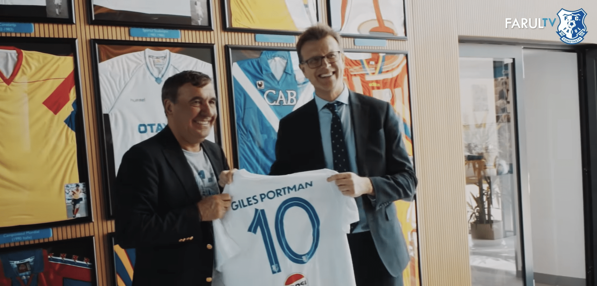 Vizită de onoare la Farul: Ambasadorul Marii Britanii, impresionat de Academia Hagi