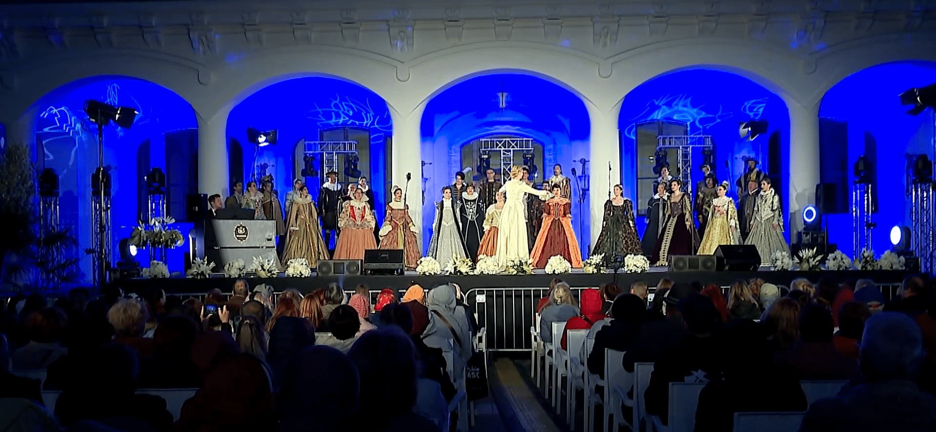 Seară magică pe faleza Constanței: Corul Madrigal, vocea reîntoarcerii Cazinoului