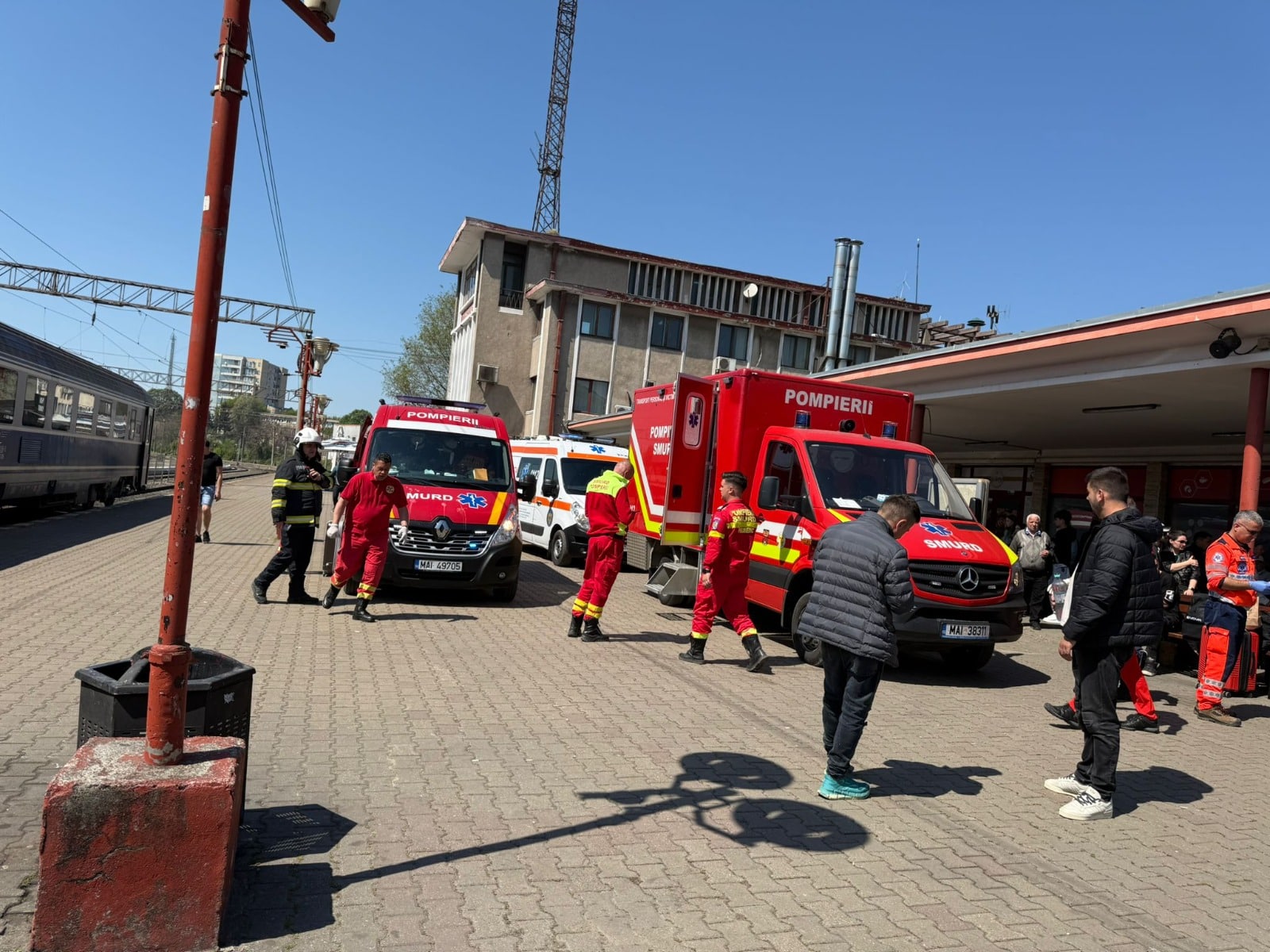 FOTO/VIDEO: Accident feroviar în gara Constanța. A fost activat PLANUL ROȘU de intervenție!