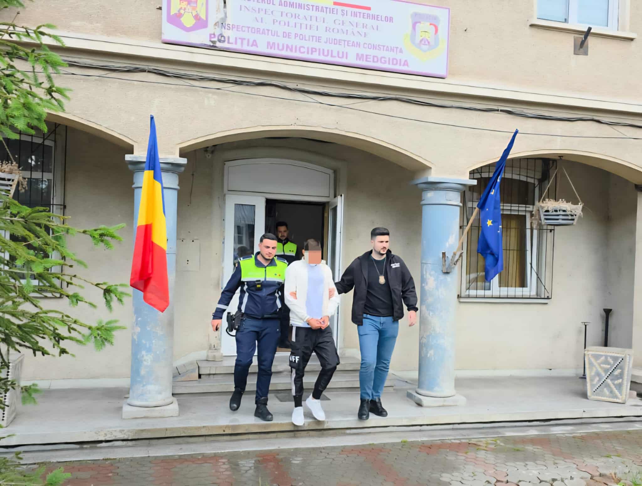 FOTO: Tânăr din Galați, condamnat pentru pornografie infantilă, prins la Medgidia și încarcerat