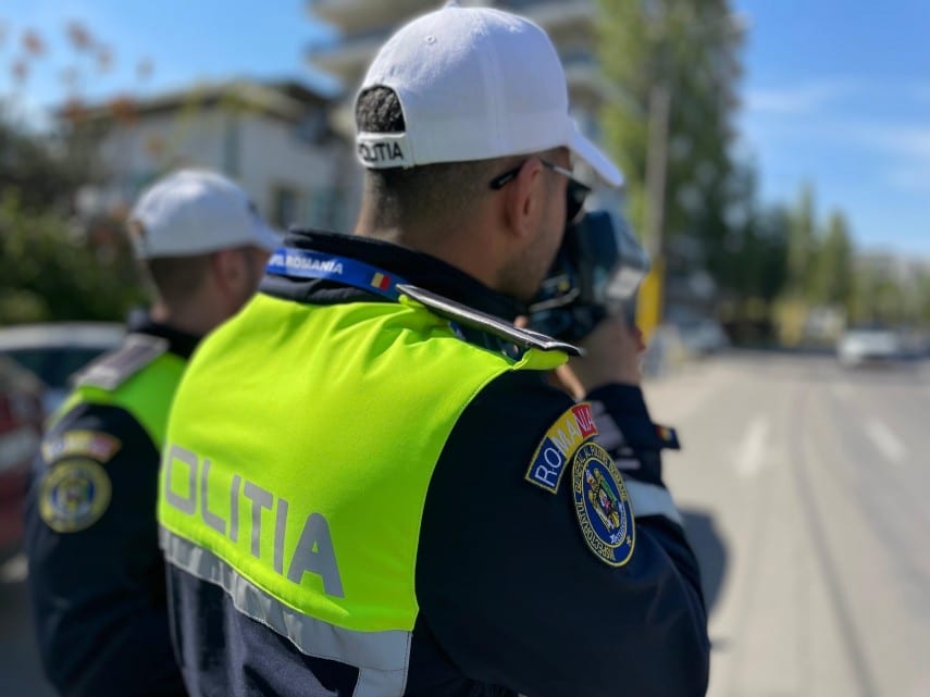 Acțiuni ale polițiștilor în Medgidia și Constanța: Amenzi, permise reținute și verificări în apropierea școlilor și pe șosele