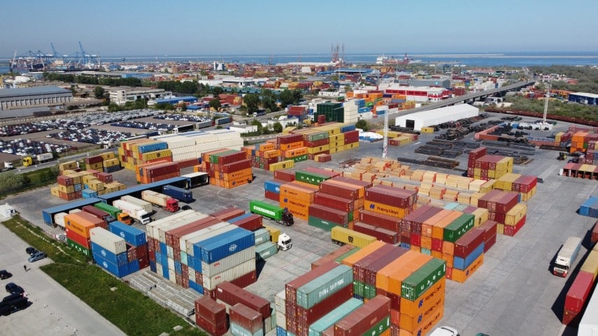 Cartușe de vânătoare nedeclarate, descoperite într-un container sosit din SUA, în Portul Constanța