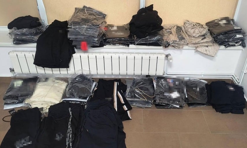 Bunuri contrafăcute în valoare de 73.000 lei, confiscate la frontieră de polițiștii de la Garda de Coastă