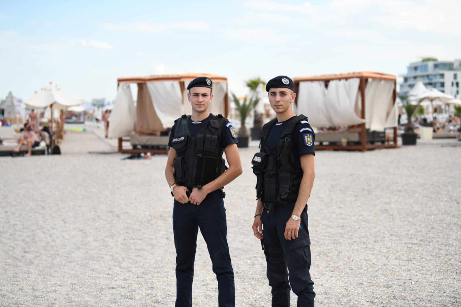 Peste 300 de jandarmi mobilizați de Rusalii pe litoral pentru siguranța turiștilor