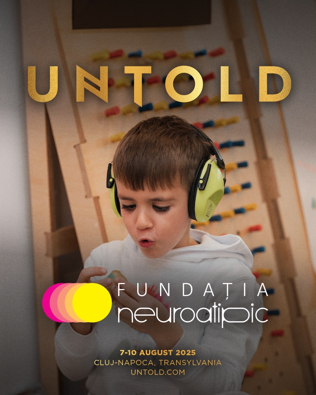 Premieră europeană la UNTOLD: Lojă senzorială dedicată tinerilor neurodivergenți, în parteneriat cu Fundația Neuroatipic