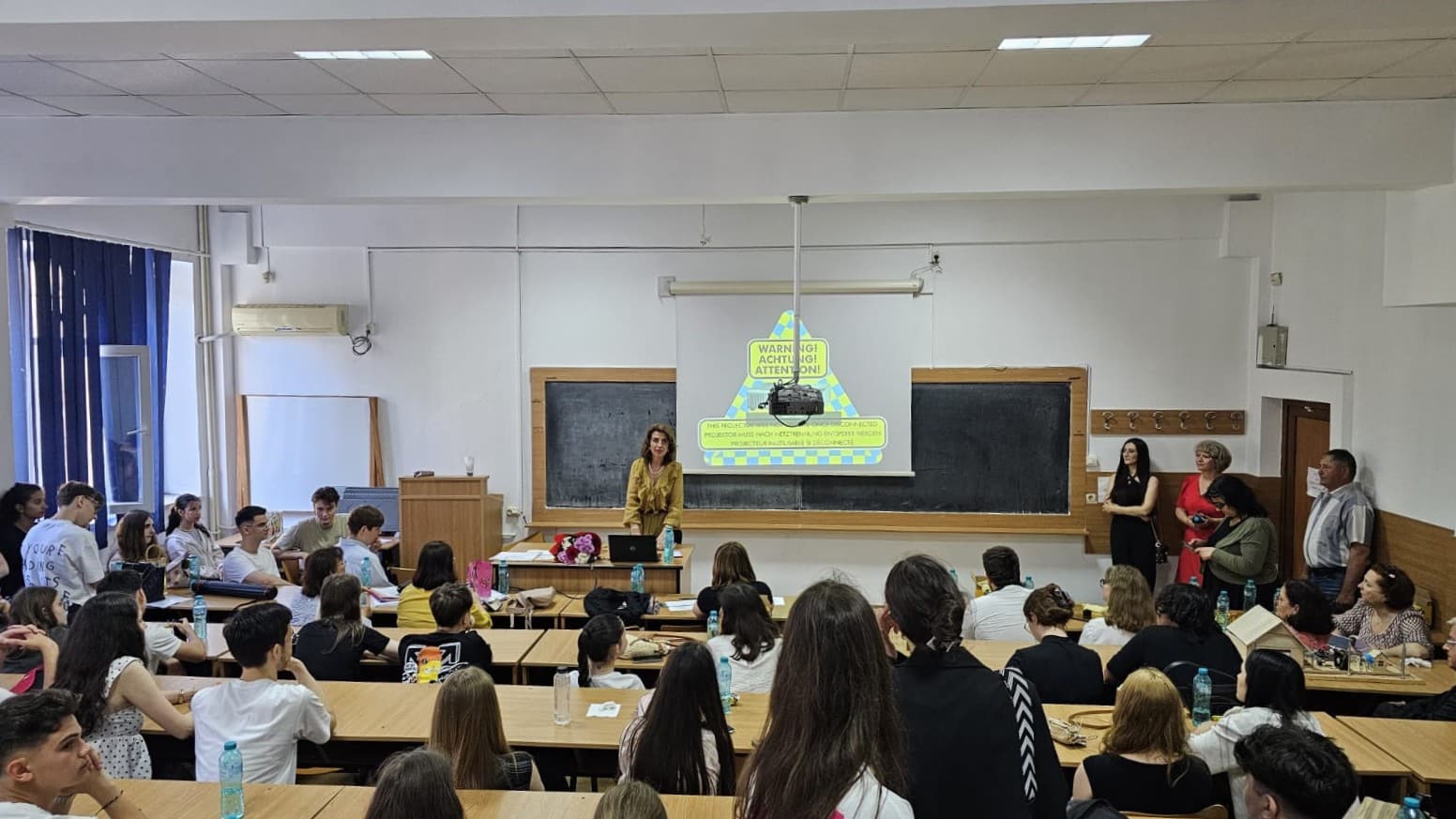 Ediția a XII-a a concursului „Omul. Mediul. Poluarea”, la Universitatea Ovidius din Constanța