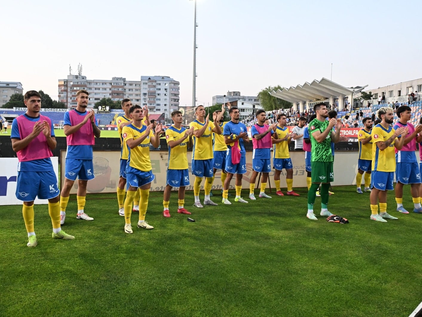 Remiză spectaculoasă la Botoșani: Farul face 1-1 după golul lui Cojocaru