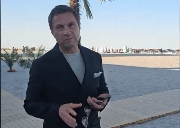 Cristian Radu, primarul din Mangalia, propune prelungirea vacanței de vară pentru ca mai mulți copii să ajungă la mare