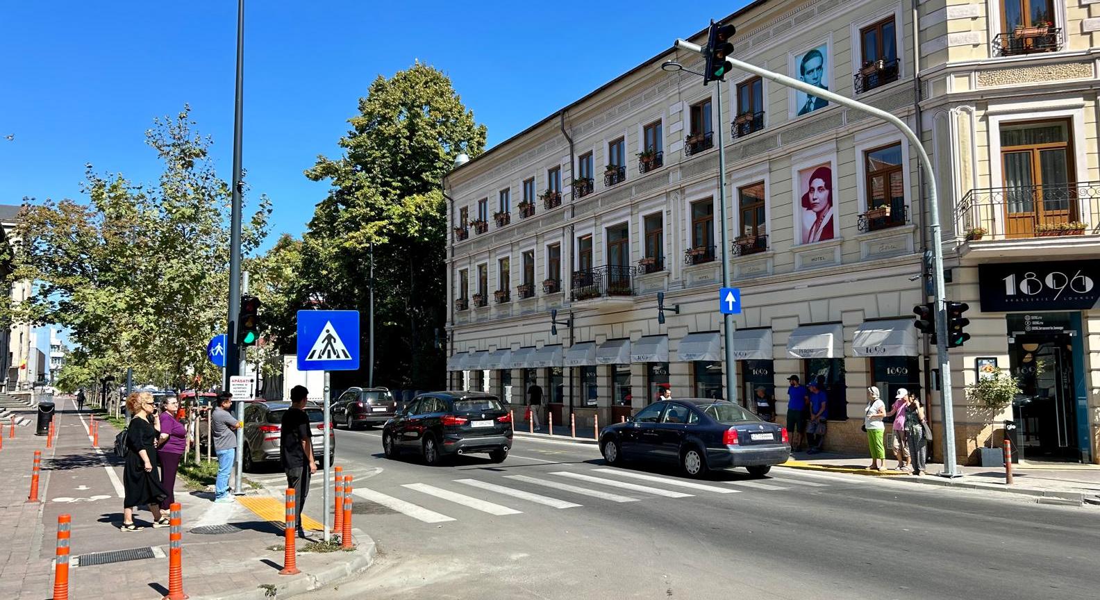 Constanța: Semafor LED cu buton pentru pietoni activ la intersecția Mircea cel Bătrân – Ștefan cel Mare