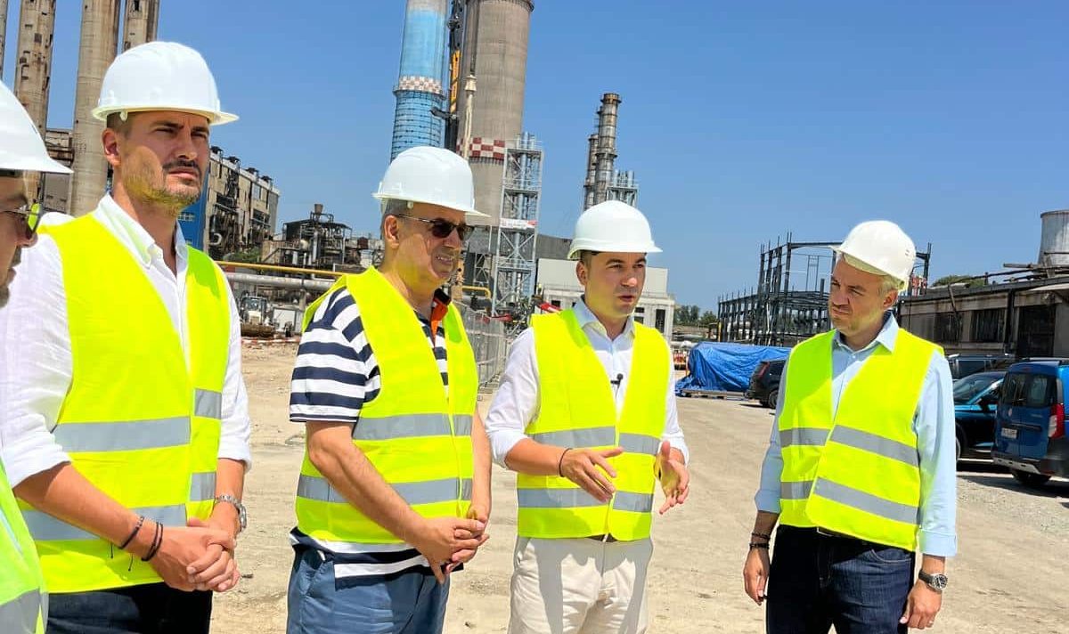 Primarul Vergil Chițac și ministrul Energiei Bogdan Ivan au vizitat lucrările centralei termoelectrice din Constanța