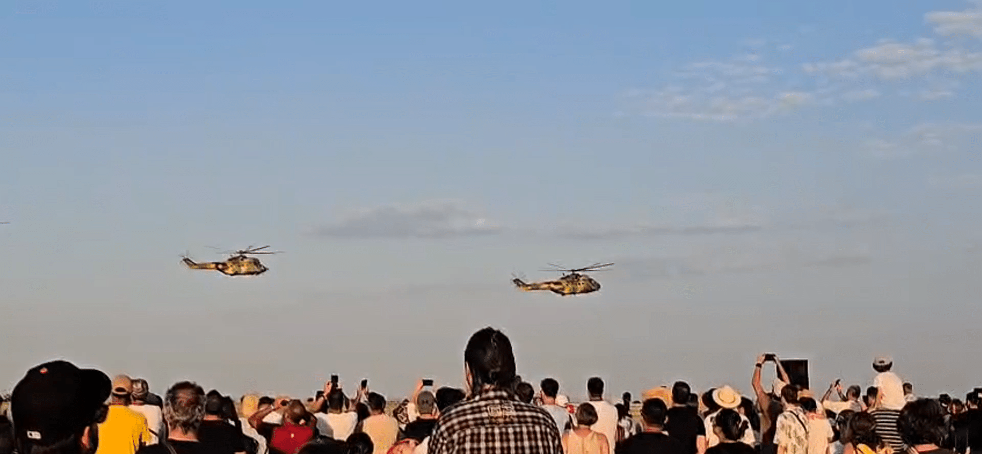 Spectacol aerian impresionant la Mihail Kogălniceanu: F-16, elicoptere, parașutiști și peste 25.000 de spectatori la Black Sea Air Show 2025
