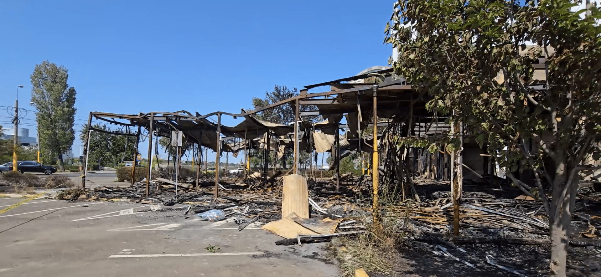 Mai multe anchete în curs după incendiul care a transformat în cenușă Clubul Bellagio din Mamaia