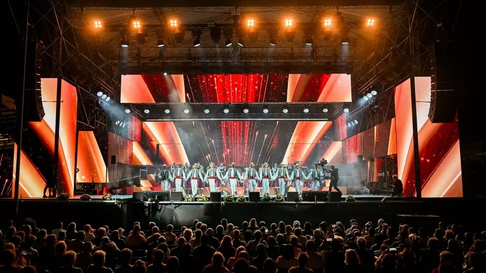 Mamaia devine capitala folclorului românesc: începe Festivalul Național al Cântecului și Dansului Popular