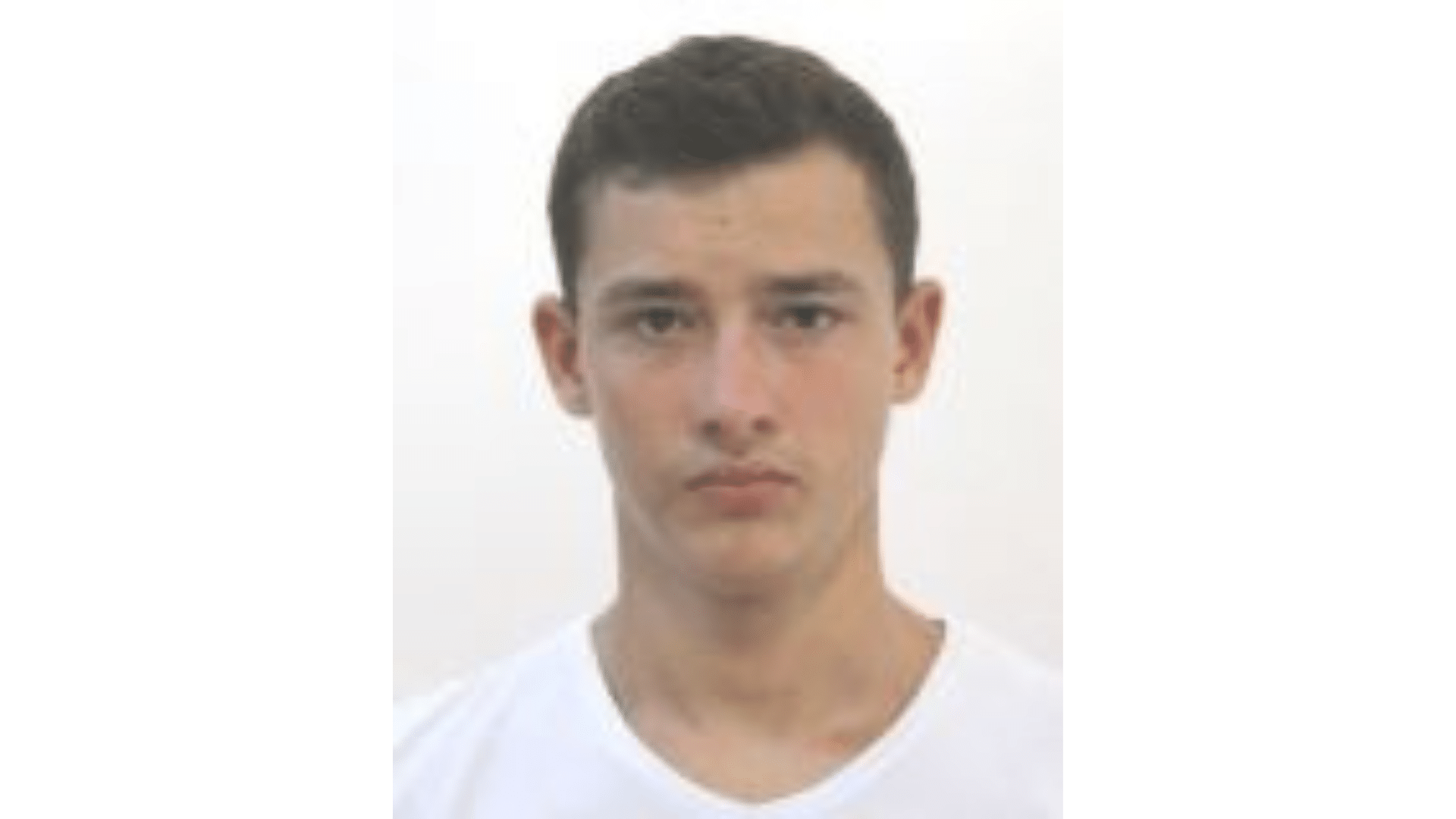 Un tânăr de 23 de ani din Cernavodă a dispărut. Dacă îl vedeți, sunați la 112!