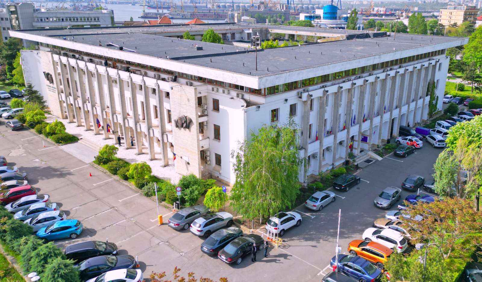 Ședință online la Consiliul Local Constanța. Un consilier își pierde mandatul, noi investiții în grădinițe și reabilitarea sălii de sport „Badea Cârțan”, pe ordinea de zi